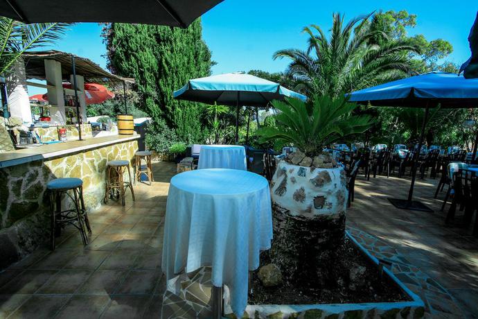 Imagen de los exteriores del Hotel Solimar, Colonia Sant Pere. Foto 6