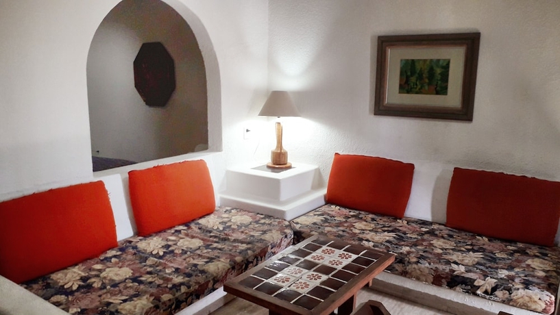 Imagen de la habitación del Hotel Solimar Inn Suites. Foto 2