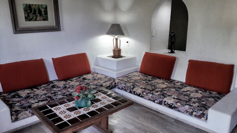 Imagen de la habitación del Hotel Solimar Inn Suites. Foto 4