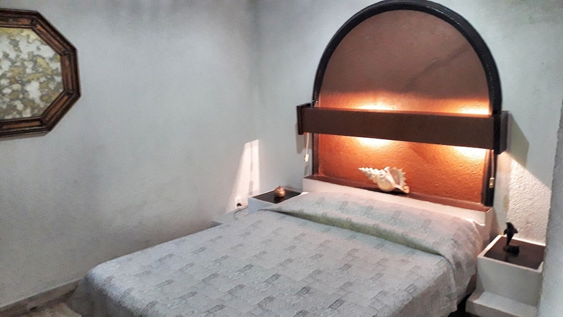 Imagen de la habitación del Hotel Solimar Inn Suites. Foto 6