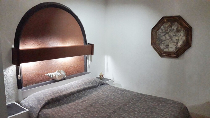Imagen de la habitación del Hotel Solimar Inn Suites. Foto 7