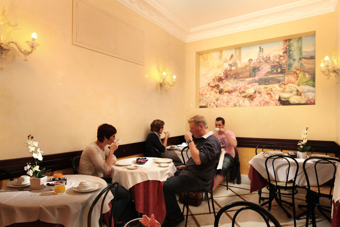 Imagen del bar/restaurante del Hotel Solis. Foto 3