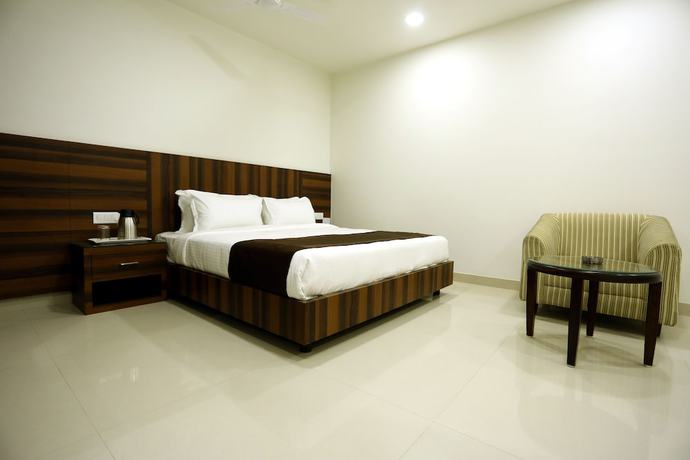 Imagen de la habitación del Hotel Solitaire, Raipur. Foto 14