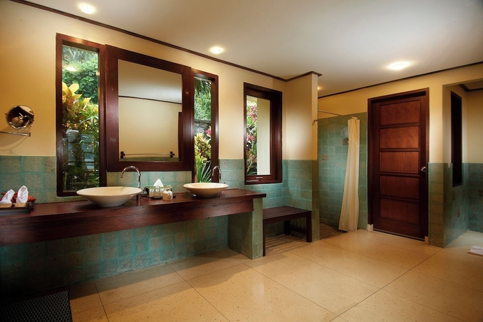 Imagen de la habitación del Hotel Solitude Lembeh Resort. Foto 12