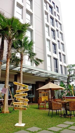 Imagen de los exteriores del Hotel Soll Marina Serpong. Foto 10