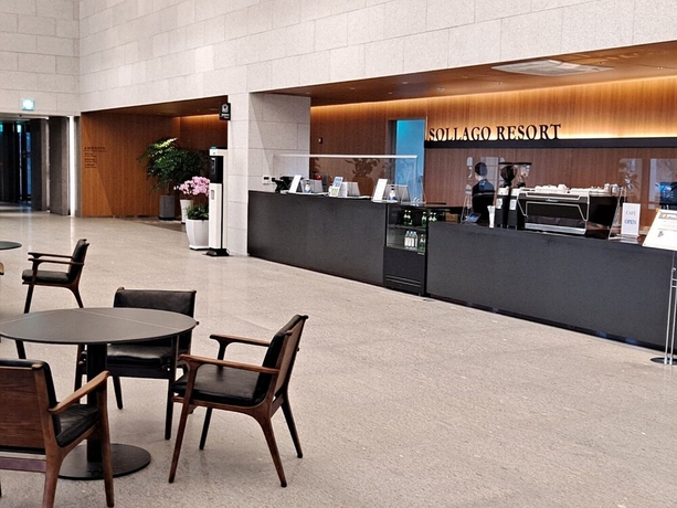 Imagen de los interiores del Hotel Sollago Resort. Foto 19