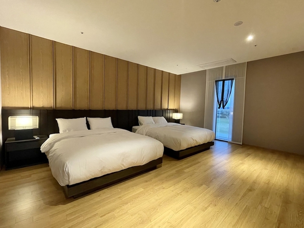 Imagen de la habitación del Hotel Sollago Resort. Foto 9