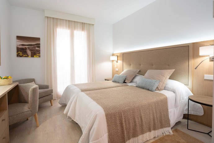 Imagen de los exteriores del Hotel Soller Plaza. Foto 19