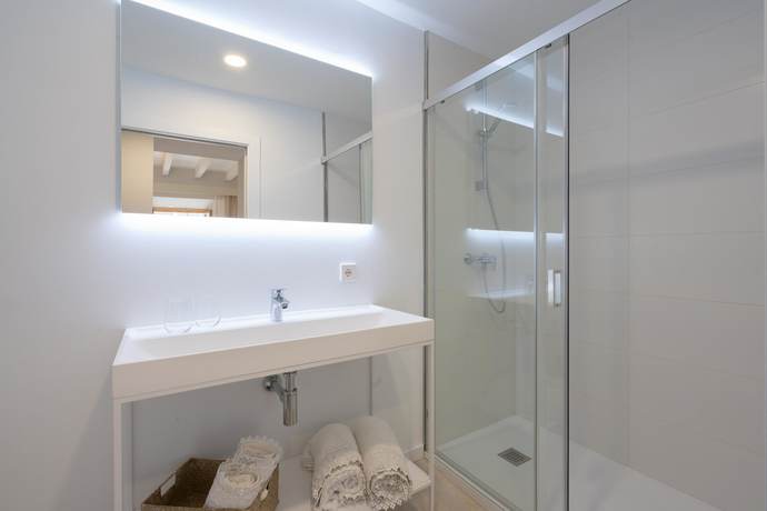 Imagen de la habitación del Hotel Soller Plaza. Foto 13