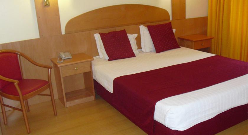 Imagen de la habitación del Hotel Solneve. Foto 6