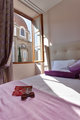 Imagen de la habitación del Hotel Solo Experience. Foto 6