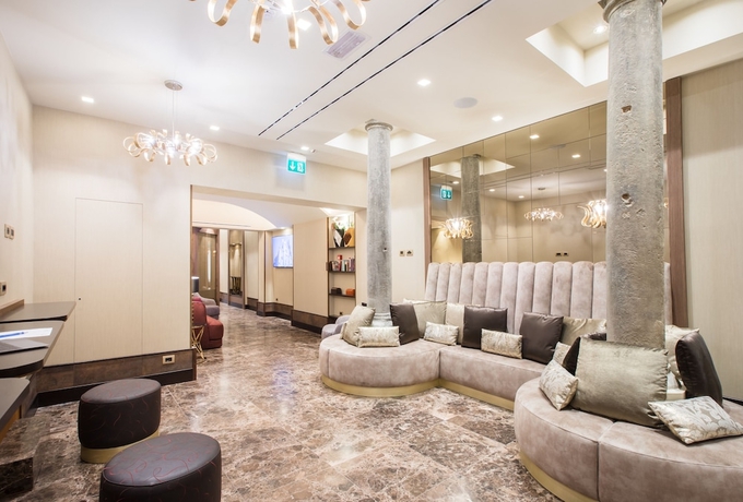 Imagen de los interiores del Hotel Solo Experience. Foto 17