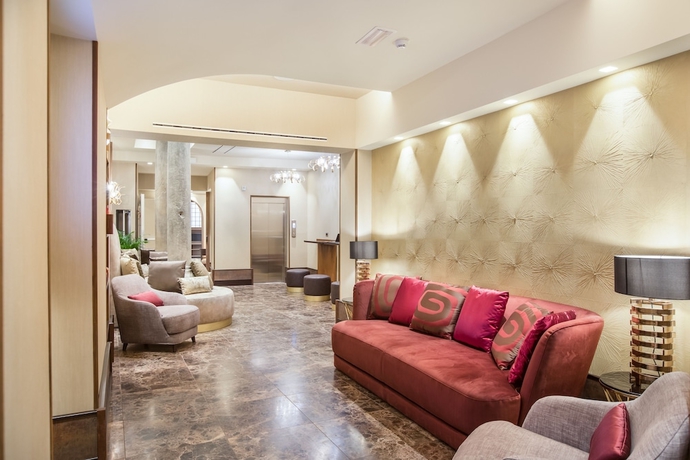 Imagen de los interiores del Hotel Solo Experience. Foto 18