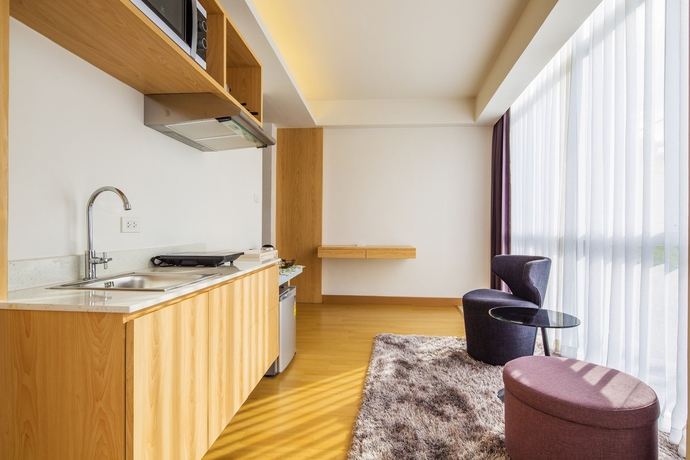 Imagen de los interiores del Hotel Solo Express Sukhumvit 81. Foto 14