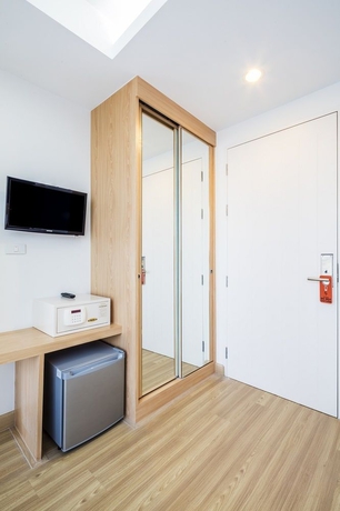 Imagen de la habitación del Hotel Solo Express Sukhumvit 81. Foto 8