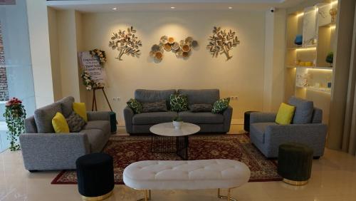 Imagen general del Hotel Solo Grand City. Foto 4