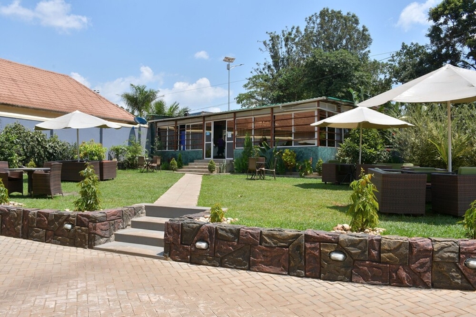 Imagen de los exteriores del Hotel Solo Hites. Foto 8