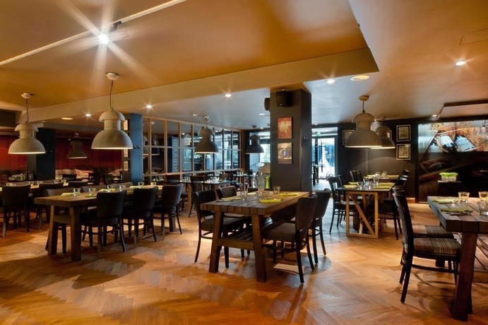 Imagen del bar/restaurante del Hotel Solo Sokos Lahden Seurahuone. Foto 3