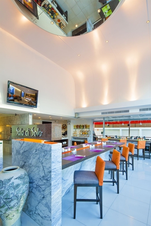 Imagen del bar/restaurante del Hotel Solo Sukhumvit 2. Foto 1