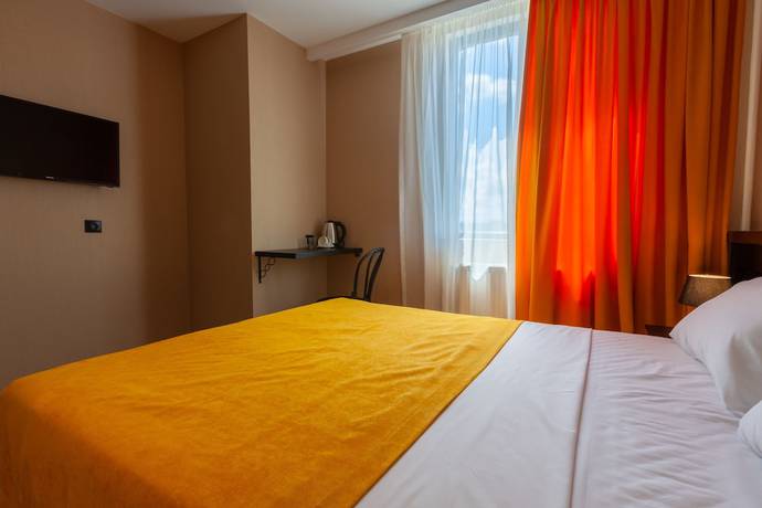 Imagen de la habitación del Hotel Solomon. Foto 7