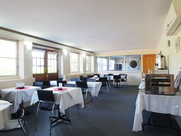 Imagen del bar/restaurante del Hotel Solomon Inn Wollongong. Foto 4