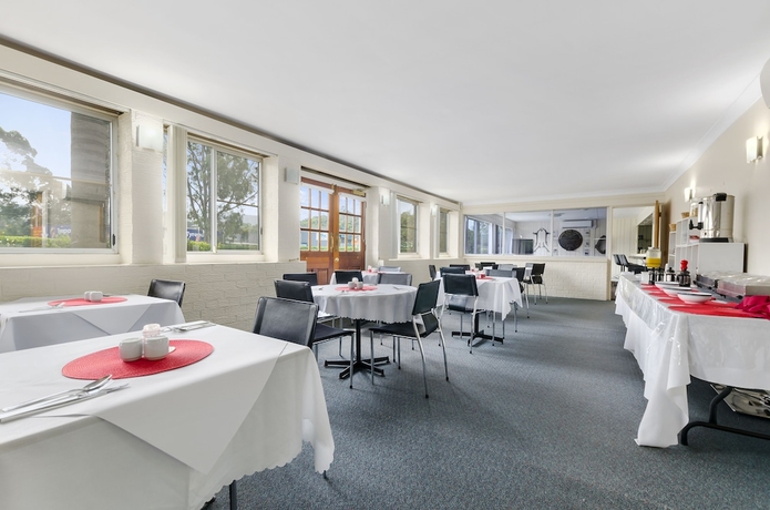 Imagen del bar/restaurante del Hotel Solomon Inn Wollongong. Foto 6