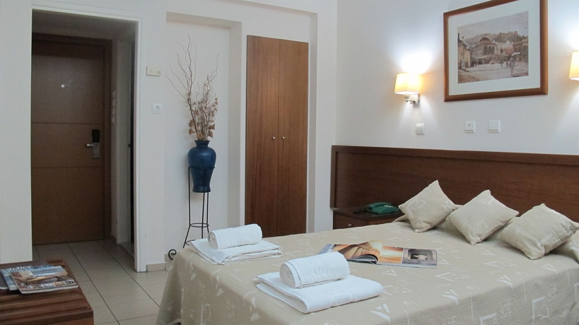 Imagen de la habitación del Hotel Solomou Athens. Foto 5
