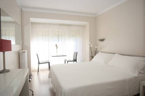 Imagen de la habitación del Hotel Sol-park. Foto 4