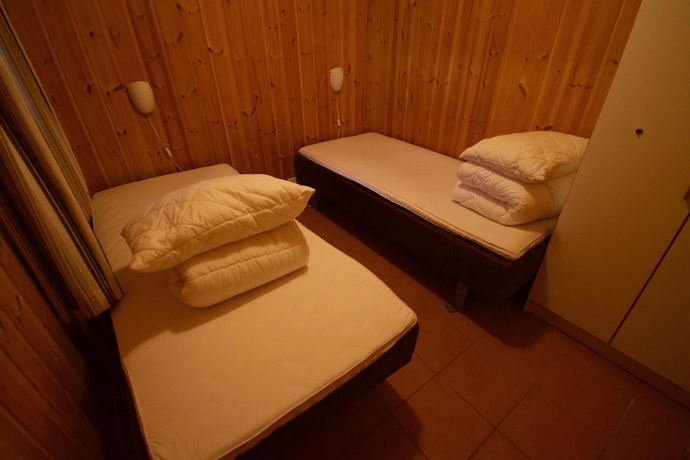 Imagen de la habitación del Hotel Solstrand Camping. Foto 18