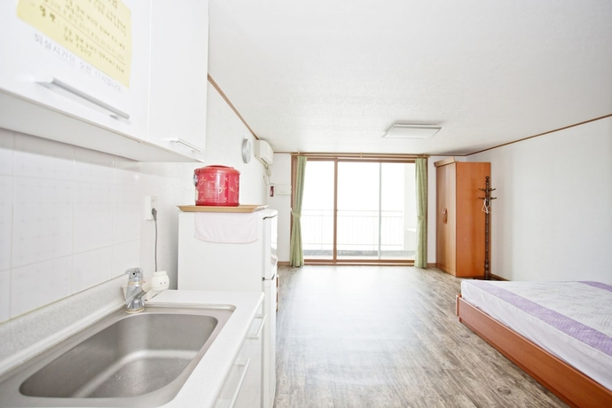 Imagen de la habitación del Hotel Solsum House. Foto 2