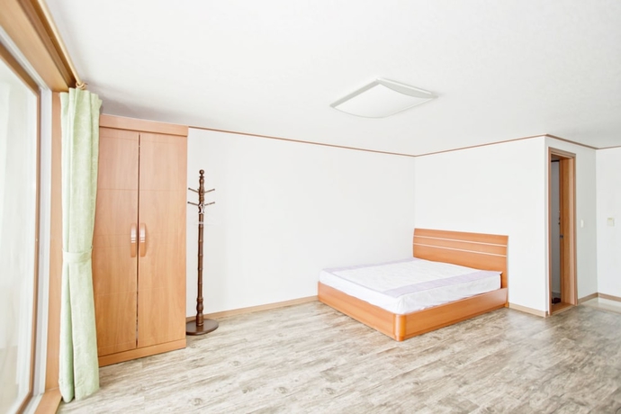 Imagen de la habitación del Hotel Solsum House. Foto 4