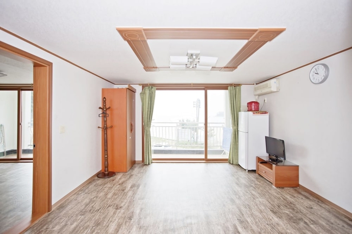 Imagen de la habitación del Hotel Solsum House. Foto 6