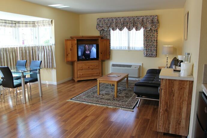 Imagen de la habitación del Hotel Solvang Inn and Cottages. Foto 13