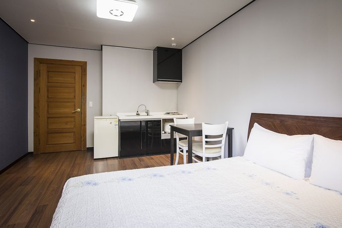 Imagen de la habitación del Hotel Solveige Pension. Foto 12