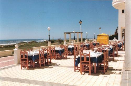 Imagen del bar/restaurante del Hotel Solymar, Isla Cristina. Foto 9