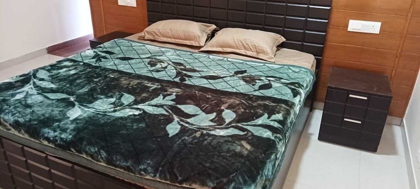 Imagen de la habitación del Hotel Som Kunj Circuit House. Foto 6