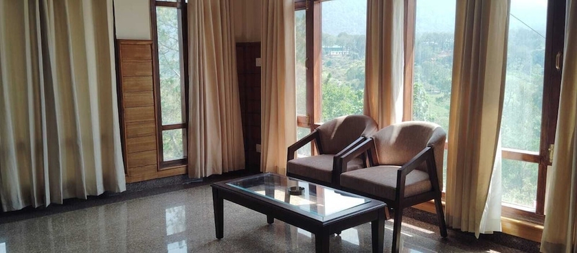 Imagen de la habitación del Hotel Som Kunj Circuit House. Foto 14