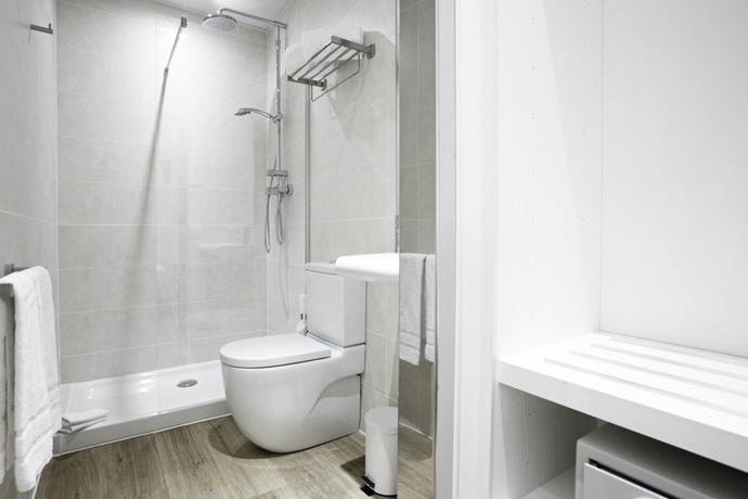 Imagen general del Hotel Som Nit Born. Foto 4