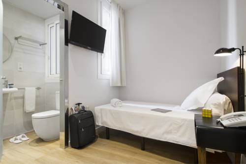 Imagen de la habitación del Hotel Som Nit Triomf. Foto 9