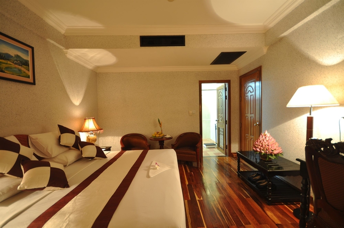 Imagen de la habitación del Hotel Somadevi Angkor Resort and Spa. Foto 14