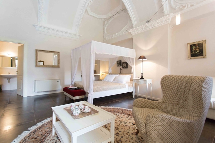 Imagen de la habitación del Hotel Somaschi. Foto 7