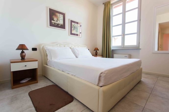 Imagen de la habitación del Hotel Somaschi. Foto 13