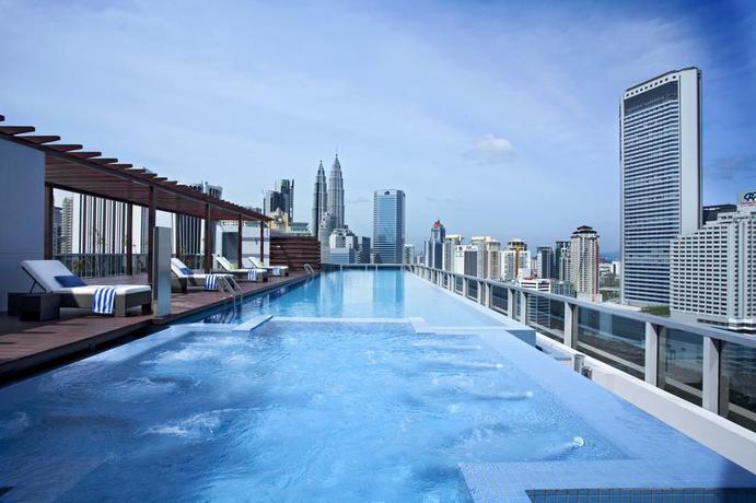 Imagen de la piscina del Hotel Somerset Kuala Lumpur. Foto 8