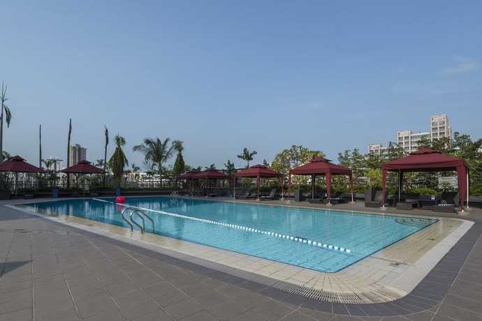 Imagen de la piscina del Hotel Somerset Liang Court. Foto 22