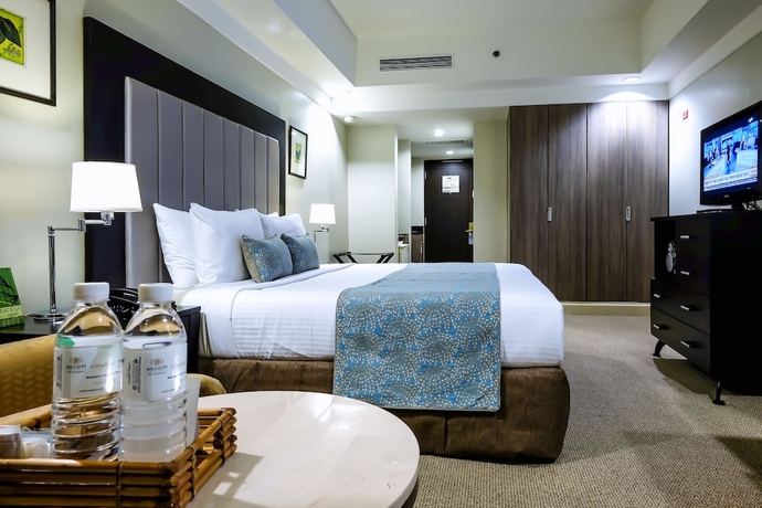Imagen de la habitación del Hotel Somerset Millennium Makati. Foto 5