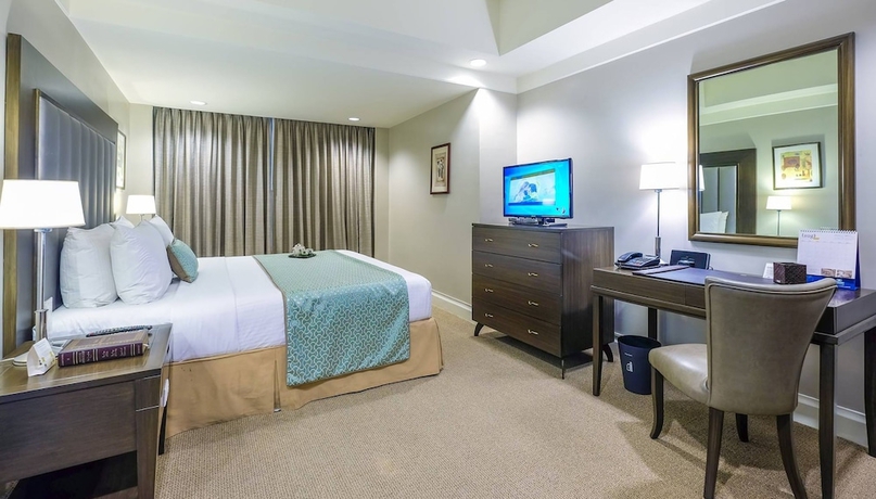 Imagen de la habitación del Hotel Somerset Millennium Makati. Foto 12