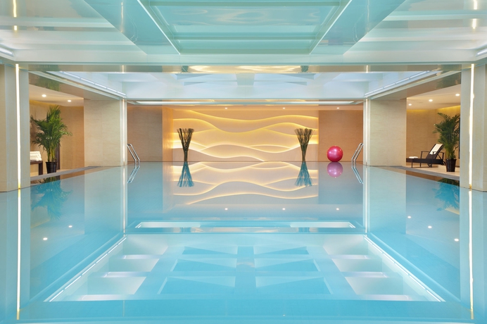 Imagen de la piscina del Hotel Somerset Olympic Tower Tianjin. Foto 16