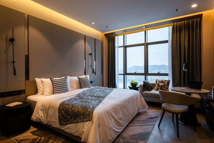 Imagen de la habitación del Hotel Somerset Southbay Zhuhai. Foto 17