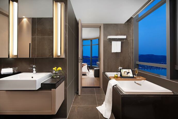 Imagen de la habitación del Hotel Somerset Southbay Zhuhai. Foto 19