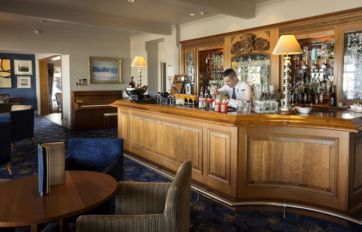 Imagen del bar/restaurante del Hotel Somerville, St Brelade. Foto 4